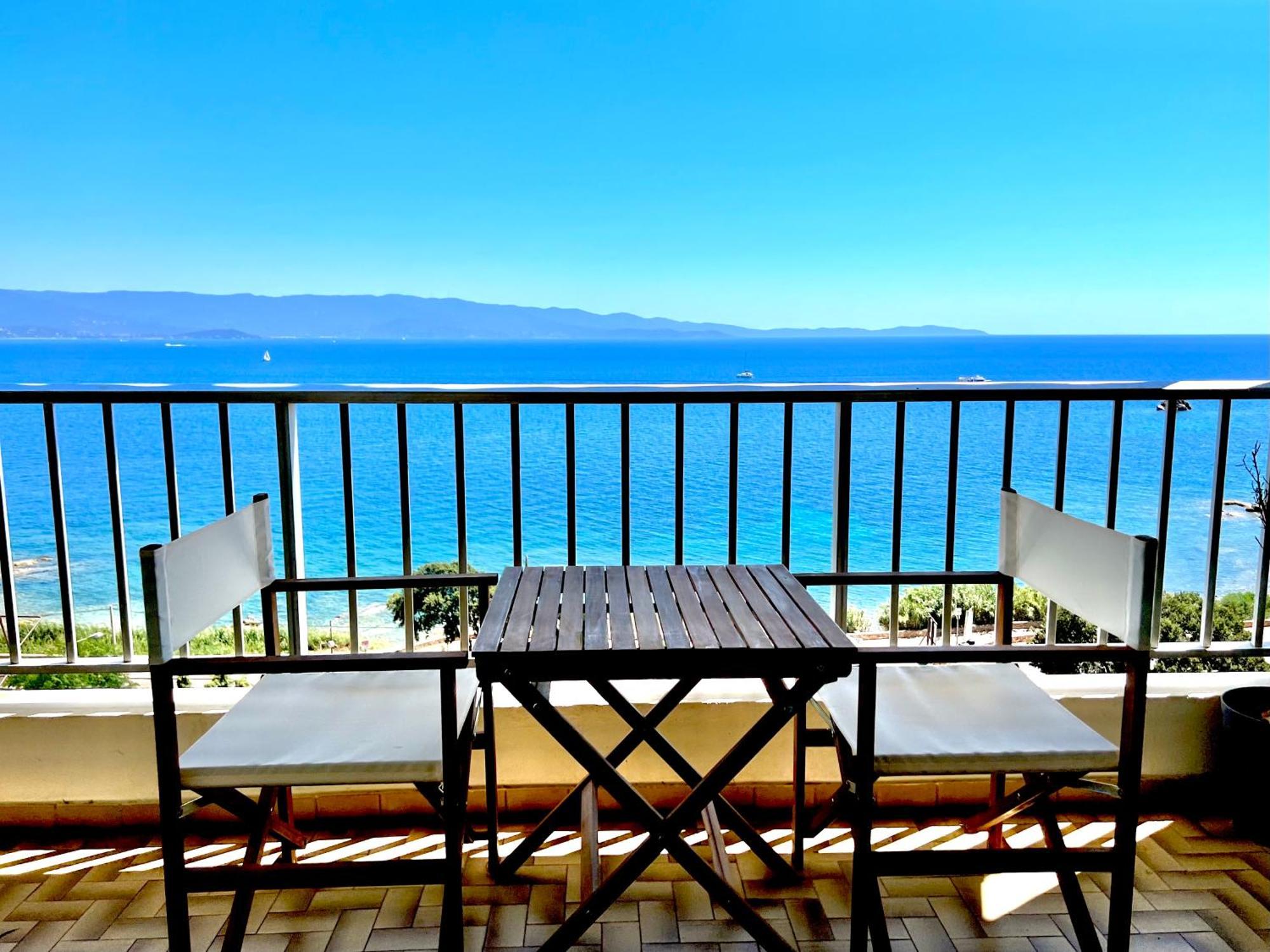 Appartement Avec Magnifique Vue Mer Аяччо Экстерьер фото